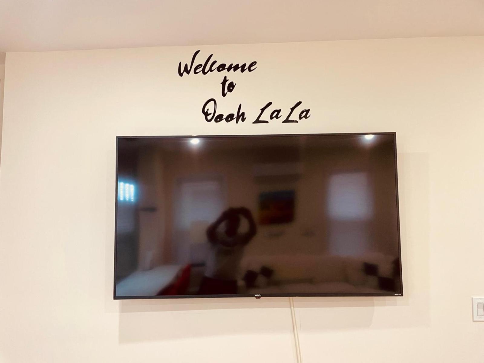Apartamento Ooohlala! 2 Beds And 2 Full Baths W/Free Parking Newark Exterior foto